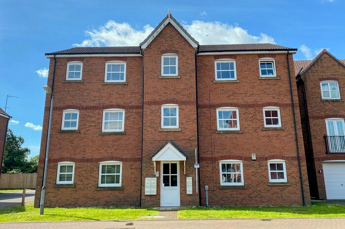 2 Bedroom Flat To Rent In Lancaster Way, Brough, HU15
