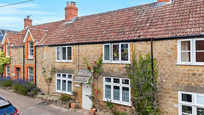 2 Bedroom House For Sale In Uploders, Bridport, DT6