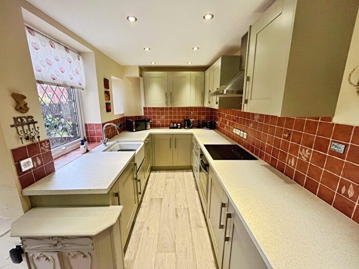 2 Bedroom Cottage For Sale In St. Johns Road, Lostock, BL6