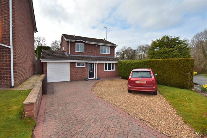 4 Bedroom Detached House For Sale In Brynlow Drive, Middlewich, CW10