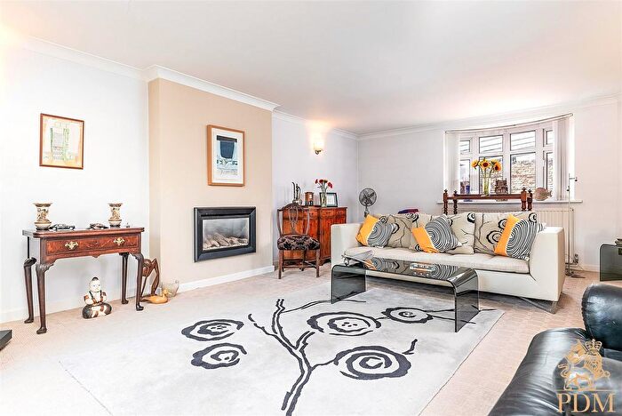 4 Bedroom Detached House For Sale In Pelham Crescent, Nottingham, NG7