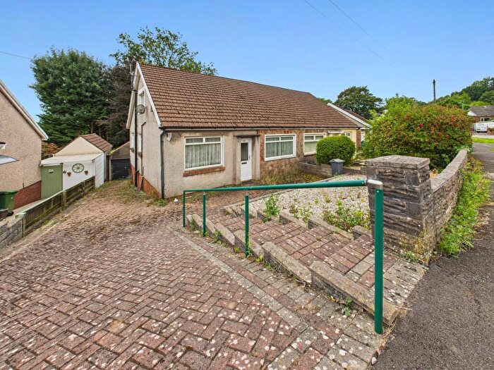 2 Bedroom Semi-Detached Bungalow For Sale In Caer Wenallt, Cardiff., CF14