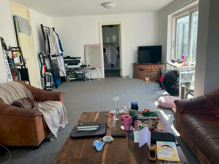 6 Bedroom House To Rent In Querns Place, Canterbury, CT1