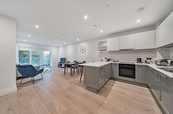 2 Bedroom Flat For Sale In Filmworks Walk, Ealing, London, W5