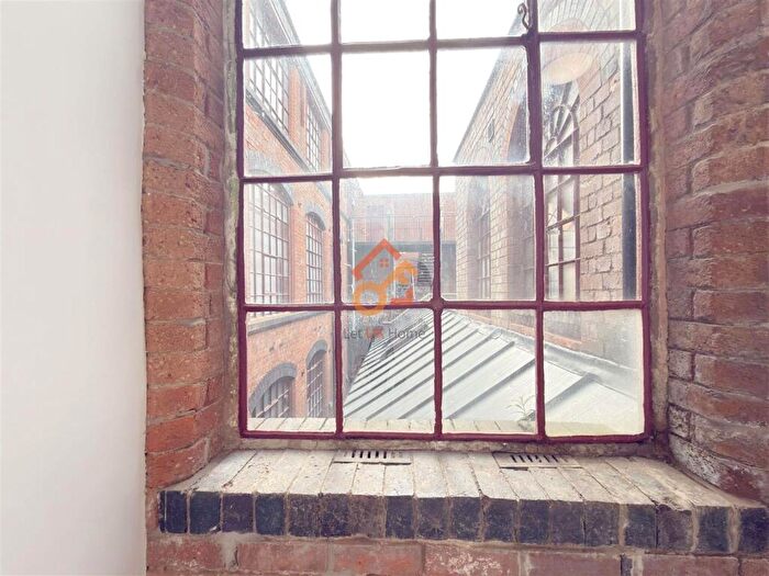 2 Bedroom Flat To Rent In Vittoria Street, Birmingham, B1