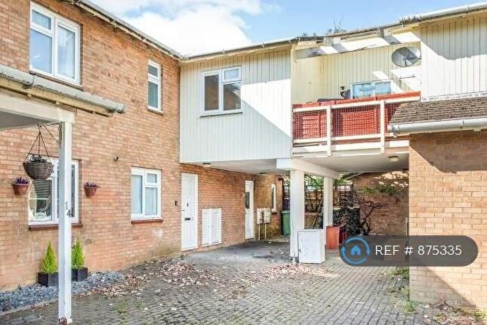 2 Bedroom Maisonette To Rent In Mitcham Place, Milton Keynes, MK13