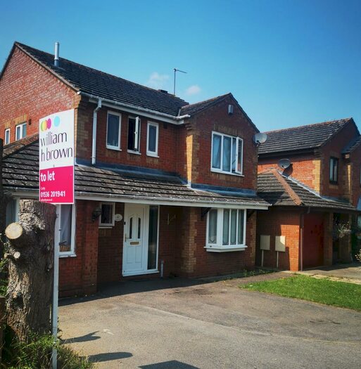 4 Bedroom House To Rent In Sherwood Close, Corby, NN17