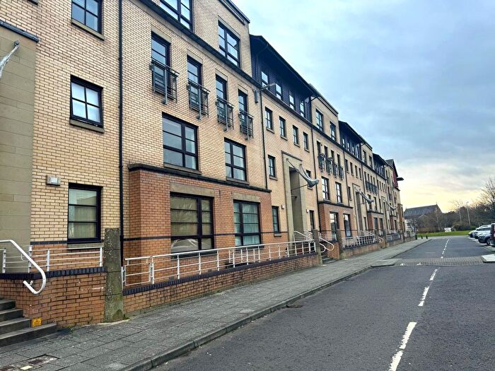 2 Bedroom Flat To Rent In Kidston Terrace, Glasgow, G5