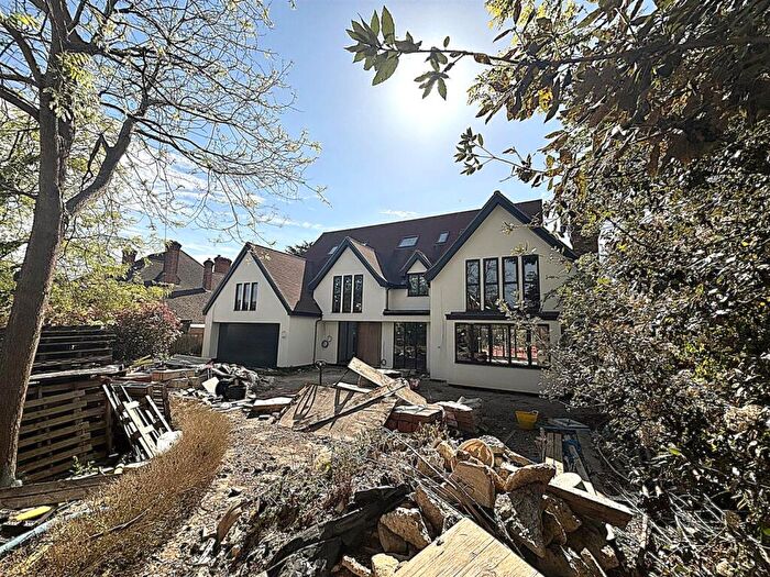 5 Bedroom Detached House For Sale In Hill Brow, Bromley, BR1