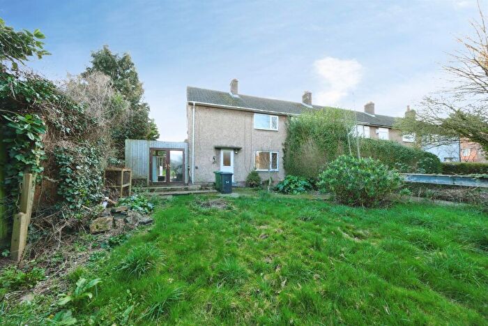 3 Bedroom End Of Terrace House For Sale In Lymn Avenue, Gedling, Nottingham, NG4