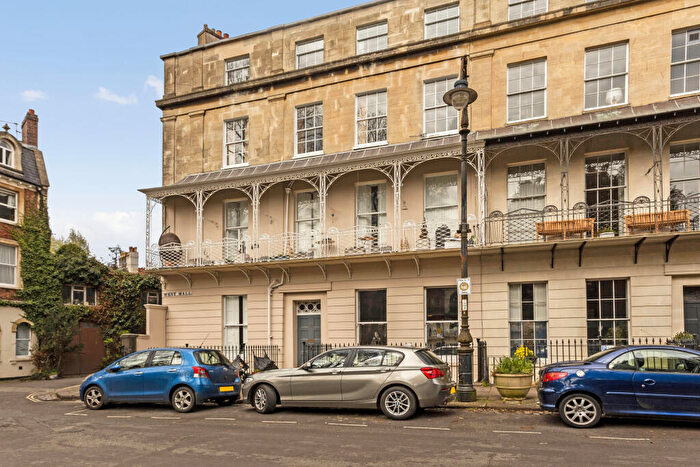 3 Bedroom Flat For Sale In West Mall, Bristol, BS8