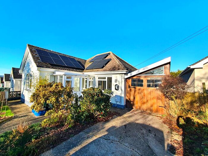 3 Bedroom Detached Bungalow For Sale In Dragons Mead, Axminster, Devon, EX13