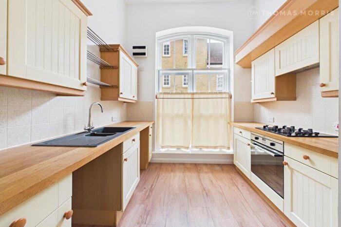 2 Bedroom Apartment For Sale In Chandlers Wharf, St. Neots, Cambridgeshire, PE19