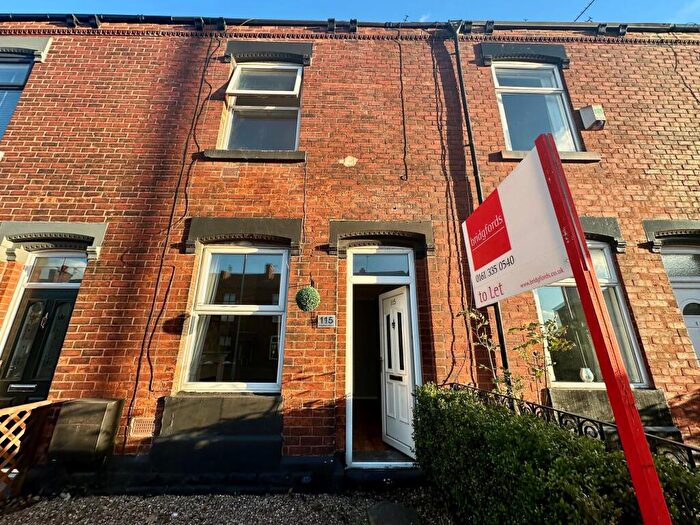 2 Bedroom House To Rent In Cheetham Hill Road, Dukinfield, SK16