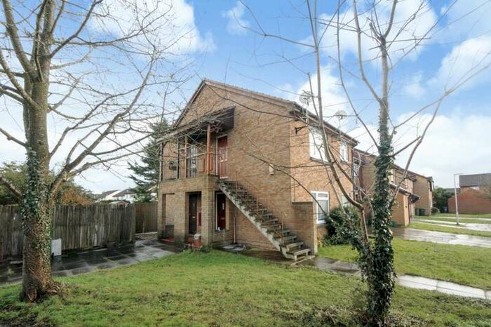 Apartment To Rent In Thatcham, West Berkshire, RG19