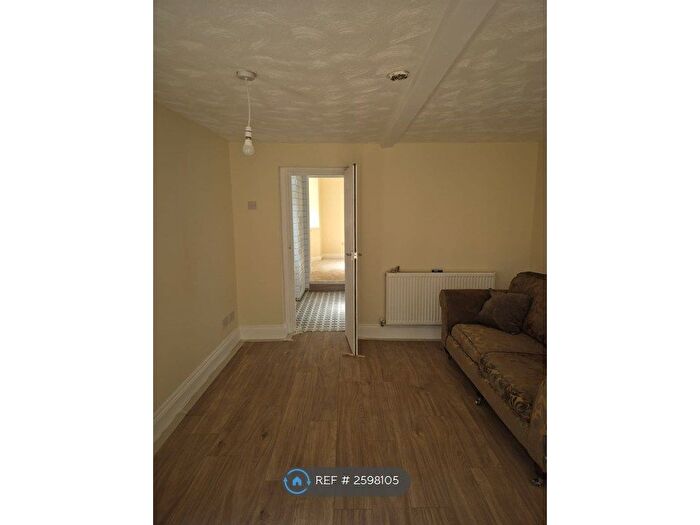1 Bedroom Flat To Rent In Gillott Road, Birmingham, B16