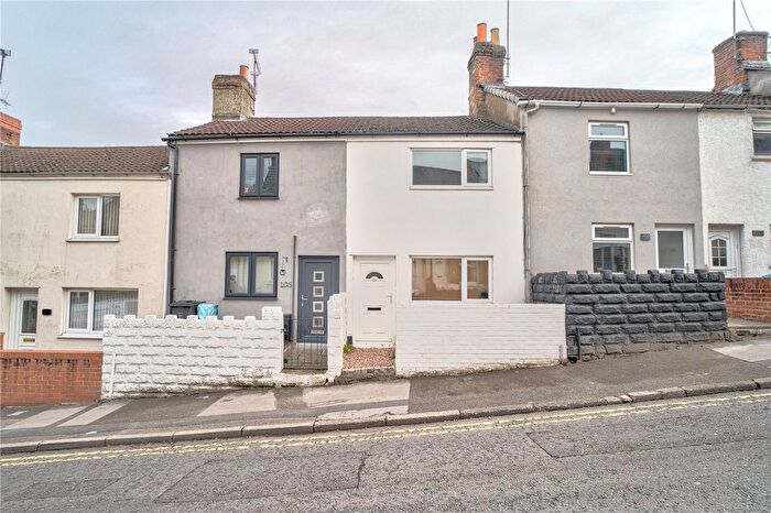 2 Bedroom Terraced House For Sale In Eastcott Hill, Swindon, Wiltshire, SN1