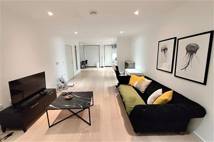 2 Bedroom Flat To Rent In Cutter House, Royal Wharf, E16