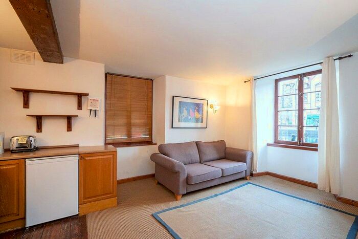 1 Bedroom Apartment To Rent In The Cooperage, Commercial Wharf, Edinburgh, EH6