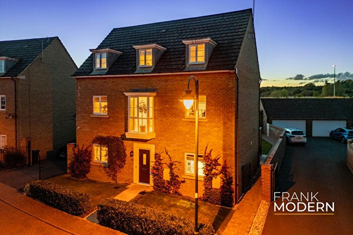 5 Bedroom Detached House For Sale In Oliver Road, Hampton Vale, PE7