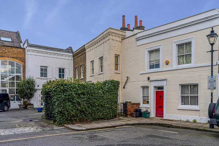 2 Bedroom Flat To Rent In Northampton Grove, London, N1