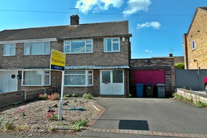 3 Bedroom Property To Rent In Clumber Drive, Radcliffe-On-Trent, Nottingham, NG12