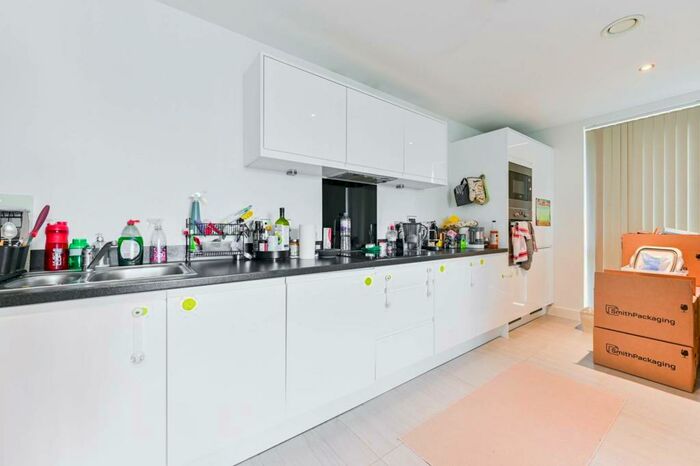 3 Bedroom Flat To Rent In Gayton Road, , Harrow, HA1