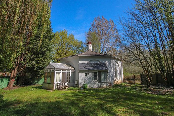 4 Bedroom Property To Rent In The Avenue, Brentwood, CM13