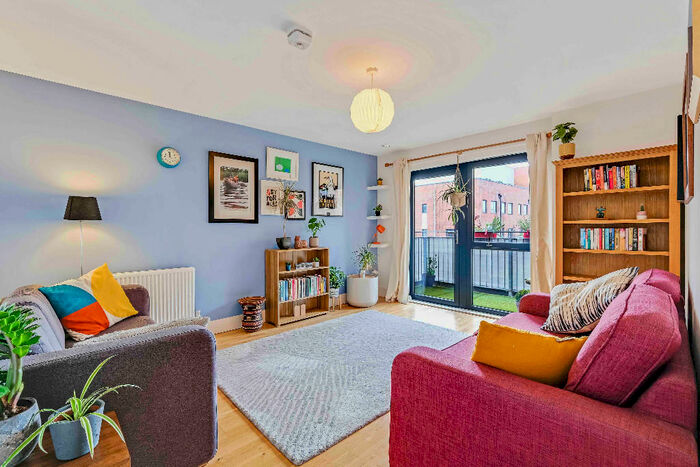 2 Bedroom Apartment To Rent In Sutherland Road, London, E17