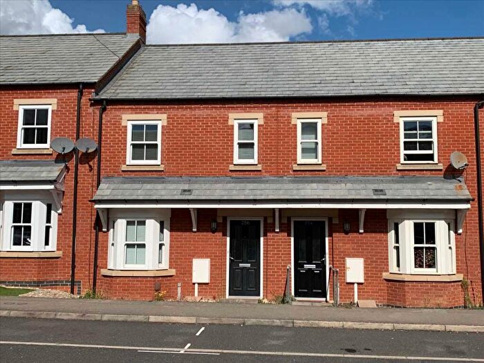 3 Bedroom Terraced House For Sale In Church Street, Wolverton, Milton Keynes, MK12