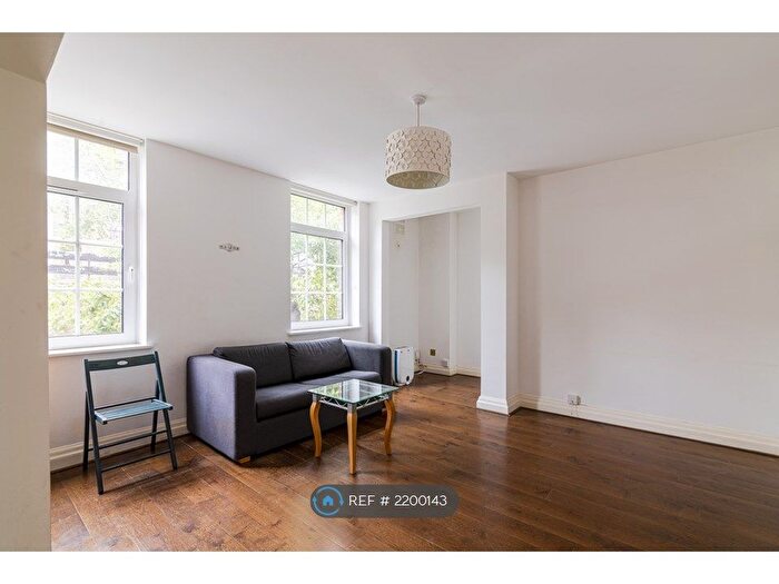 1 Bedroom Flat To Rent In Topham Street, London, EC1R