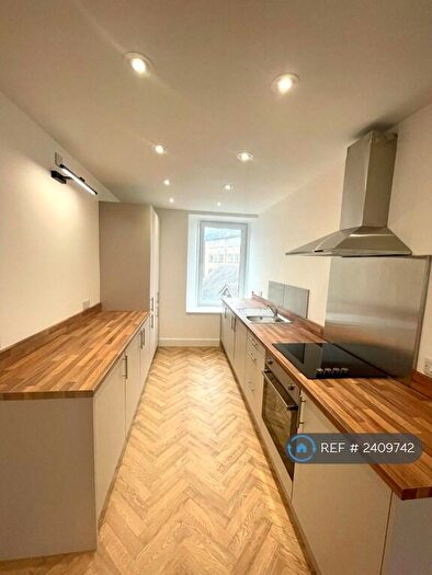 3 Bedroom Flat To Rent In Atholl Street, Perth, PH1