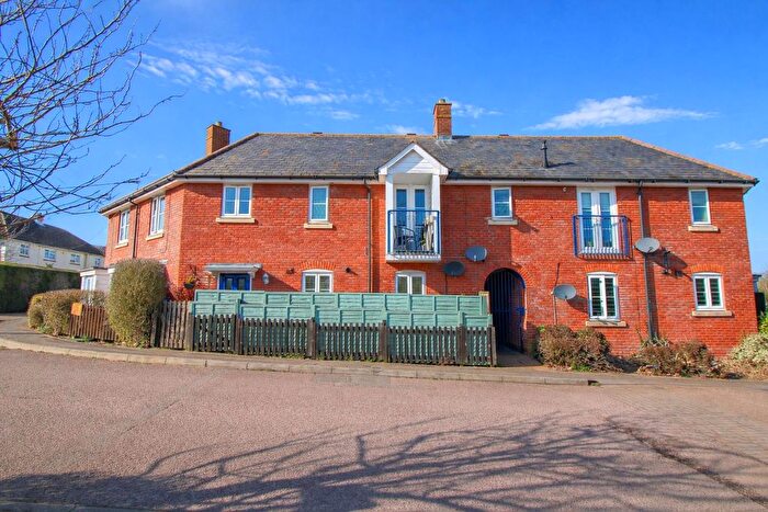 2 Bedroom Maisonette For Sale In Ardley Crescent, Hatfield Heath, CM22