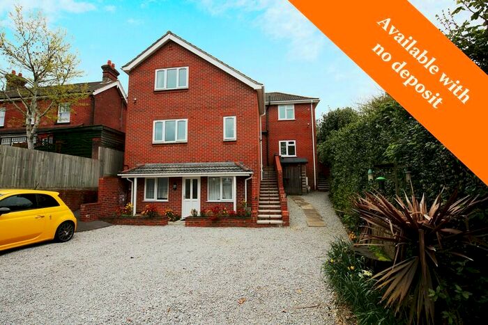 2 Bedroom Apartment To Rent In No Deposit Option Available, Spring Road, SO19