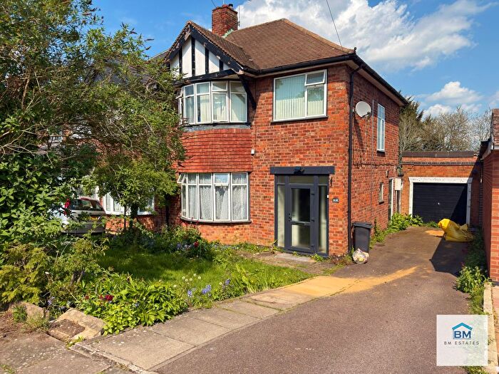 3 Bedroom Semi-Detached House To Rent In Wintersdale Road, Leicester, LE5
