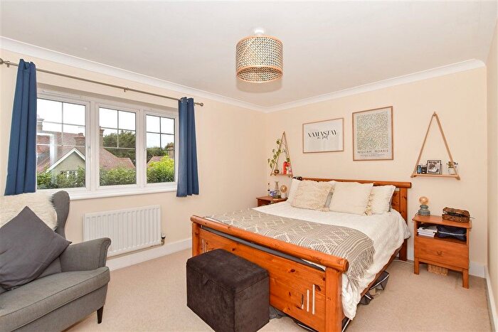 2 Bedroom End Of Terrace House For Sale In Hempstead Road, Uckfield, East Sussex, TN22