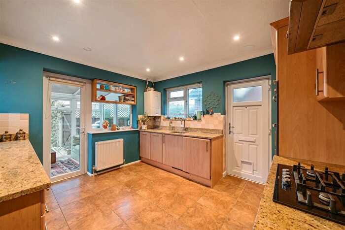 2 Bedroom Semi-Detached Bungalow For Sale In Fitzalan Road, Arundel, BN18