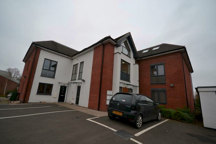 2 Bedroom Ground Flat To Rent In Flat, Park View Court, West Bridgford, NG2