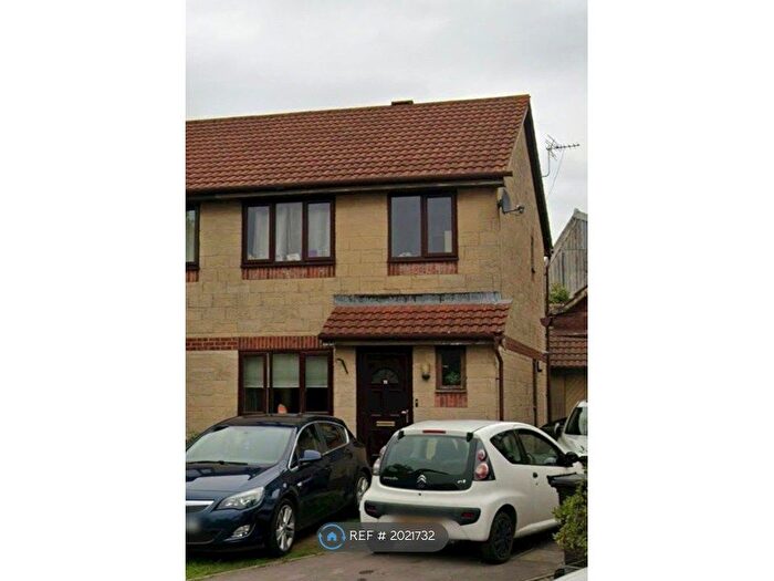 3 Bedroom Semi-Detached House To Rent In Woodmill, Bristol, BS49