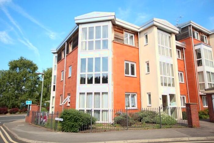 2 Bedroom Flat To Rent In The Waterfront, Selby YO8