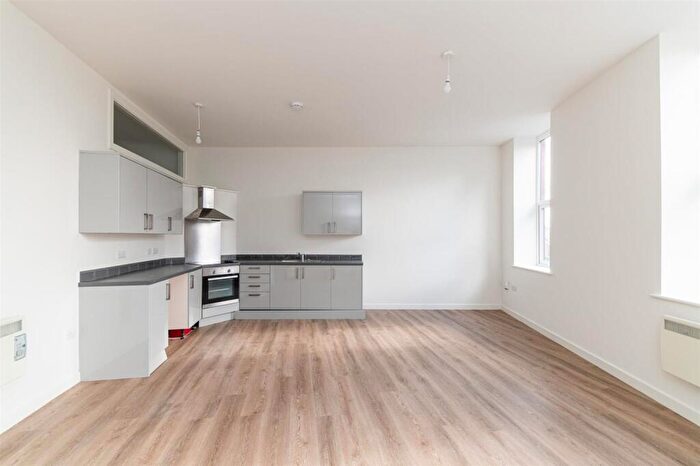 2 Bedroom Apartment To Rent In Stanhope Road, South Shields, Tyne And Wear, NE33