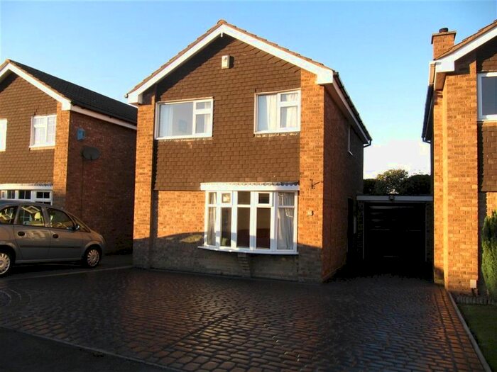 3 Bedroom Detached House To Rent In Roach, Dosthill, B77