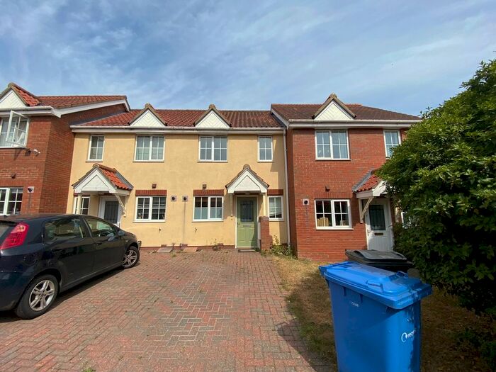 2 Bedroom Property To Rent In Rimer Close, Bowthorpe, Norwich, NR5
