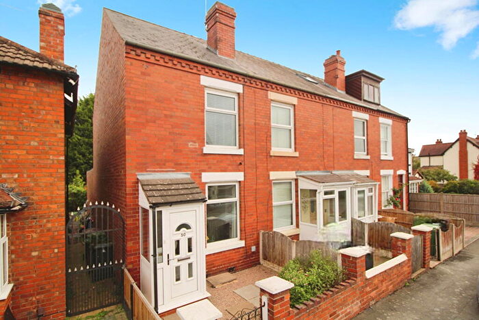 3 Bedroom End Of Terrace House For Sale In Vine Street, Kidderminster, DY10