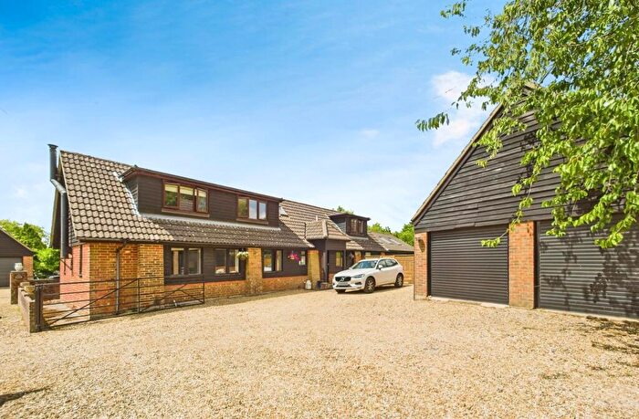 5 Bedroom Detached House For Sale In Grange Road, Bursledon, Southampton, SO31