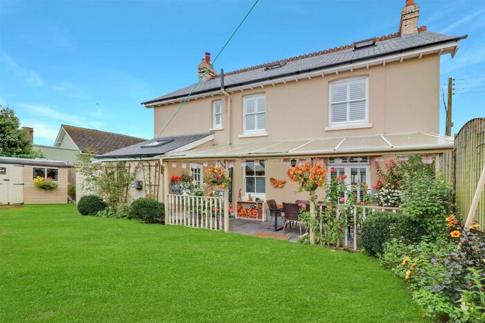 3 Bedroom Detached House For Sale In Rectory Road, Dolton, Winkleigh, Devon, EX19