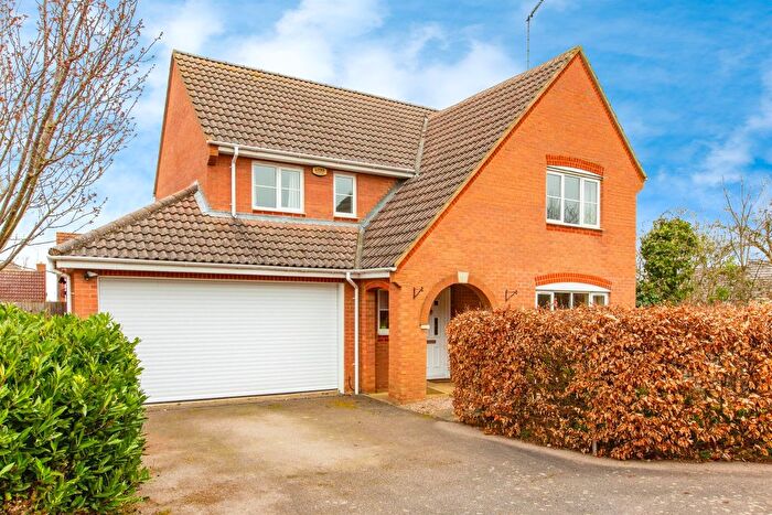 4 Bedroom Detached House For Sale In Conway Drive, Thrapston, Kettering, NN14