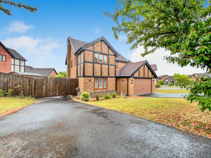 4 Bedroom Detached House For Sale In Grove Farm Road, Grovesend, Swansea, West Glamorgan, SA4