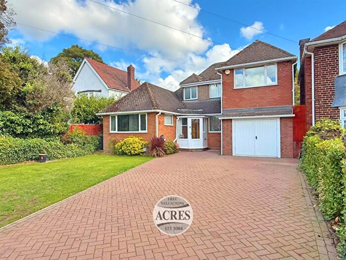 4 Bedroom Detached House For Sale In Chester Road, Streetly, B74