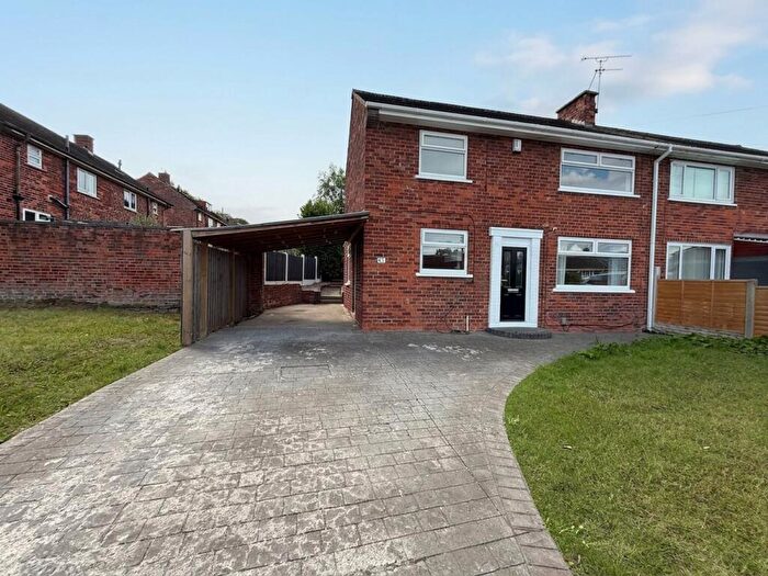 3 Bedroom Semi-Detached House For Sale In Roughwood Road, Kimberworth Park, S61